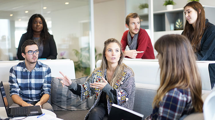 A business mentor supporting her client